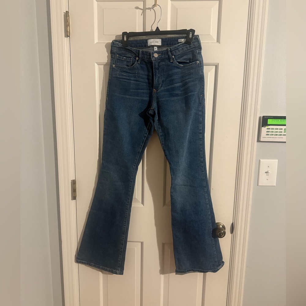 Dear John Rosa Flare Blue Jeans
Sz 27 worn once